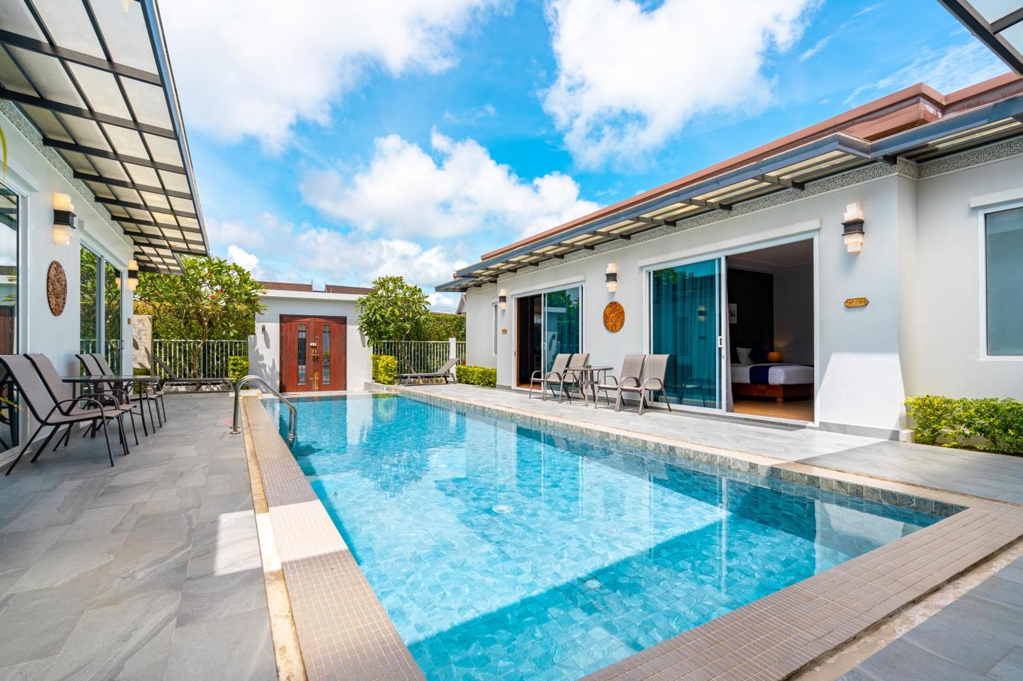 Phuket La Siesta Pool Villas & Pool Access Rooms Nai Harn 外观 照片